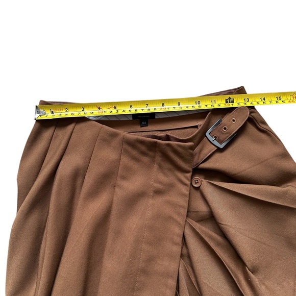 Full Circle Asymmetrical Camel Skirt Small - Picture 10 of 12